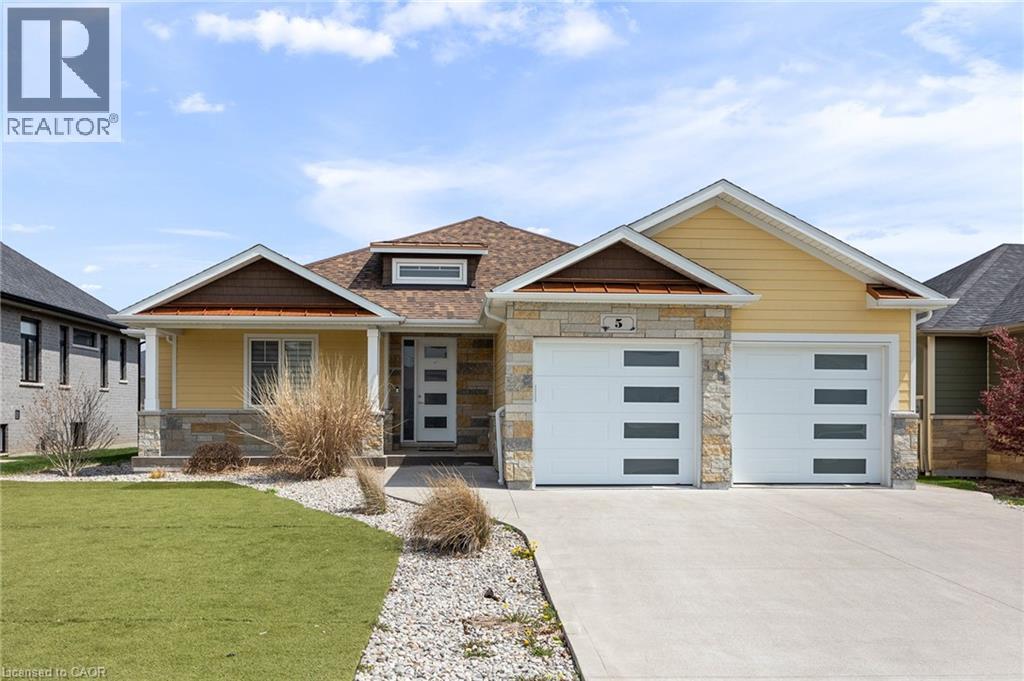 5 FRACAS Court, Kingsville, Ontario