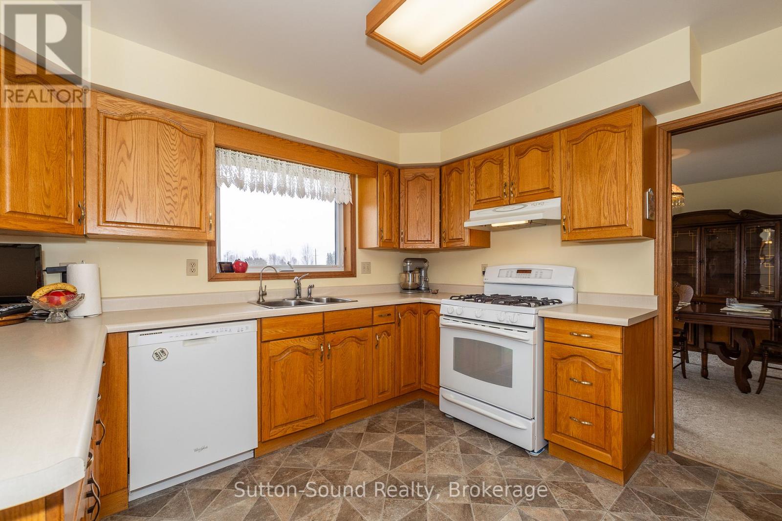 178463 Grey Rd 17 Road, Georgian Bluffs, Ontario  N4K 5N4 - Photo 16 - X12682366