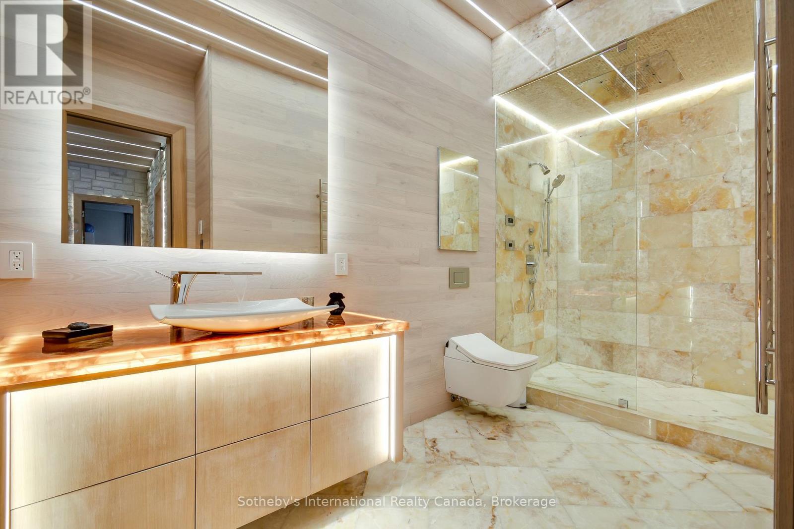 1739 Trapper's Trail Road, Dysart Et Al, Ontario  K0M 1S0 - Photo 35 - X12682468