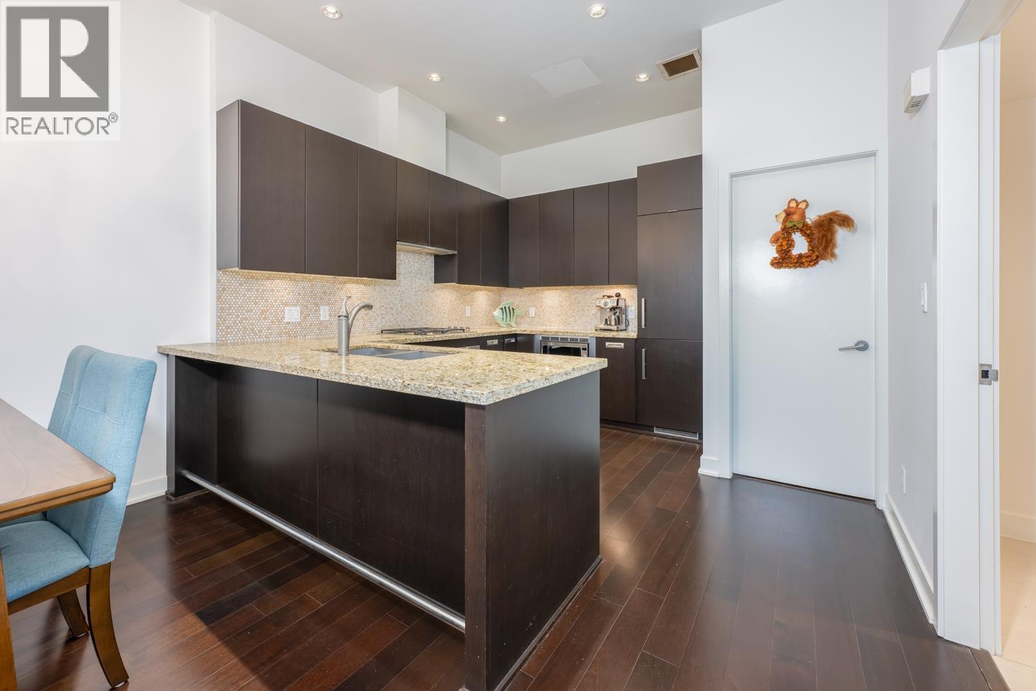 1051 Richards Street, Vancouver, British Columbia V6B 0C2 - Photo 12 - R3076202