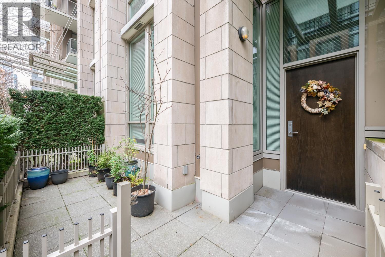 1051 Richards Street, Vancouver, British Columbia V6B 0C2 - Photo 3 - R3076202