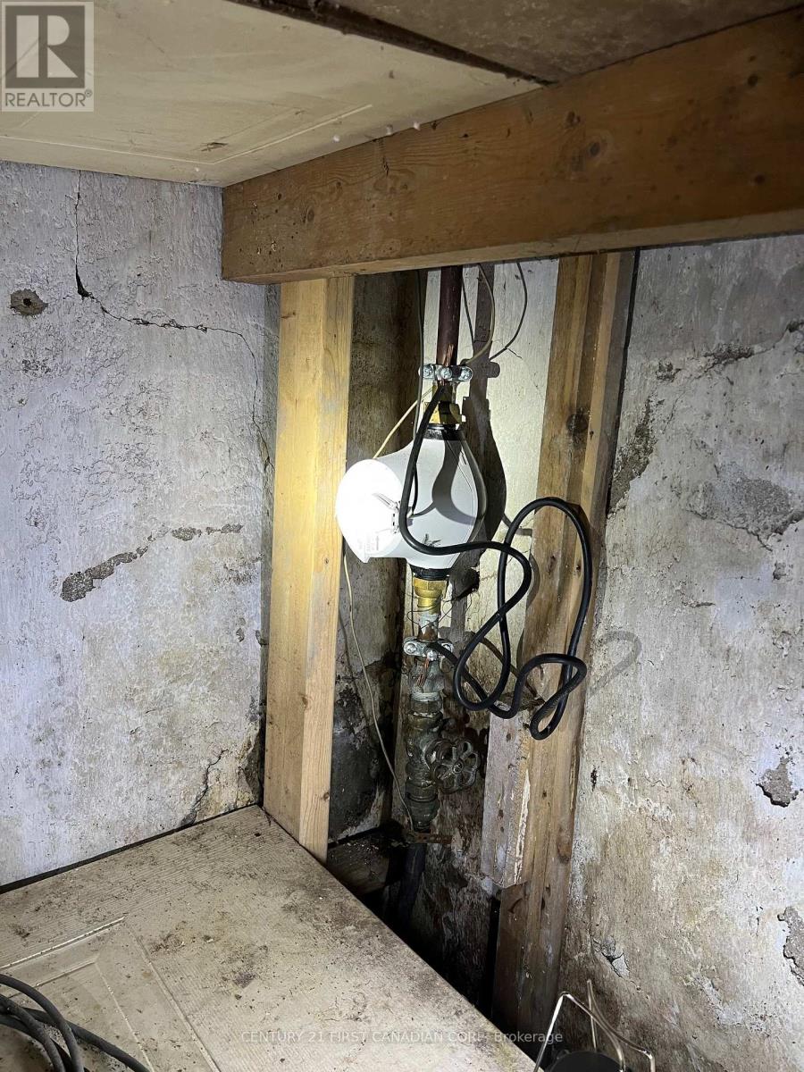 205 Orchard Street, Central Elgin, Ontario  N5L 1C4 - Photo 15 - X12682410