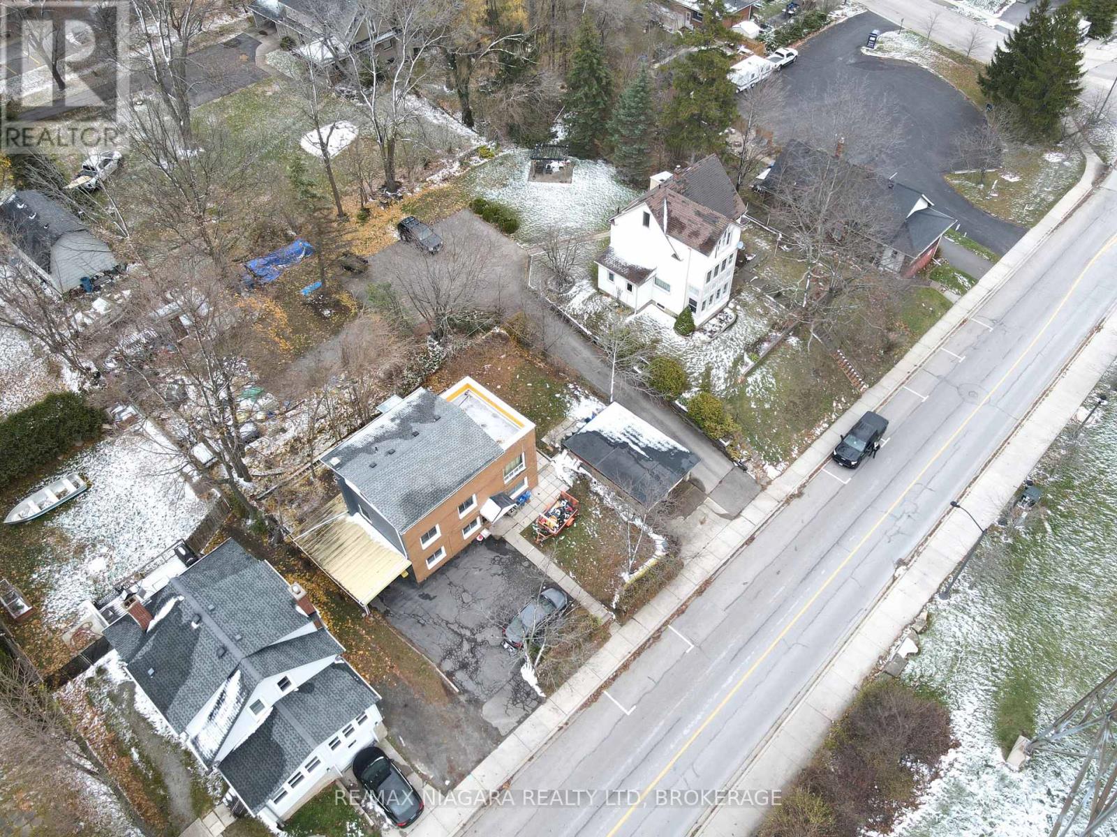 97 Queen Street, Fort Erie (Central), Ontario  L2A 1T9 - Photo 14 - X12329884