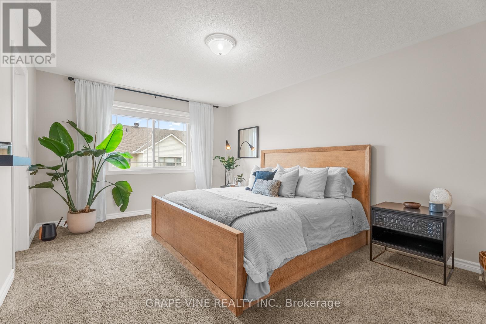 568 Voie Du Pin Rouge Way, Ottawa, Ontario  K1W 0C4 - Photo 18 - X12682462