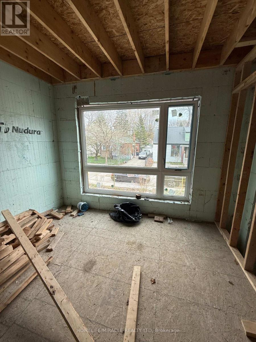 40 August Avenue, Toronto, Ontario  M1L 3M9 - Photo 8 - E12464987