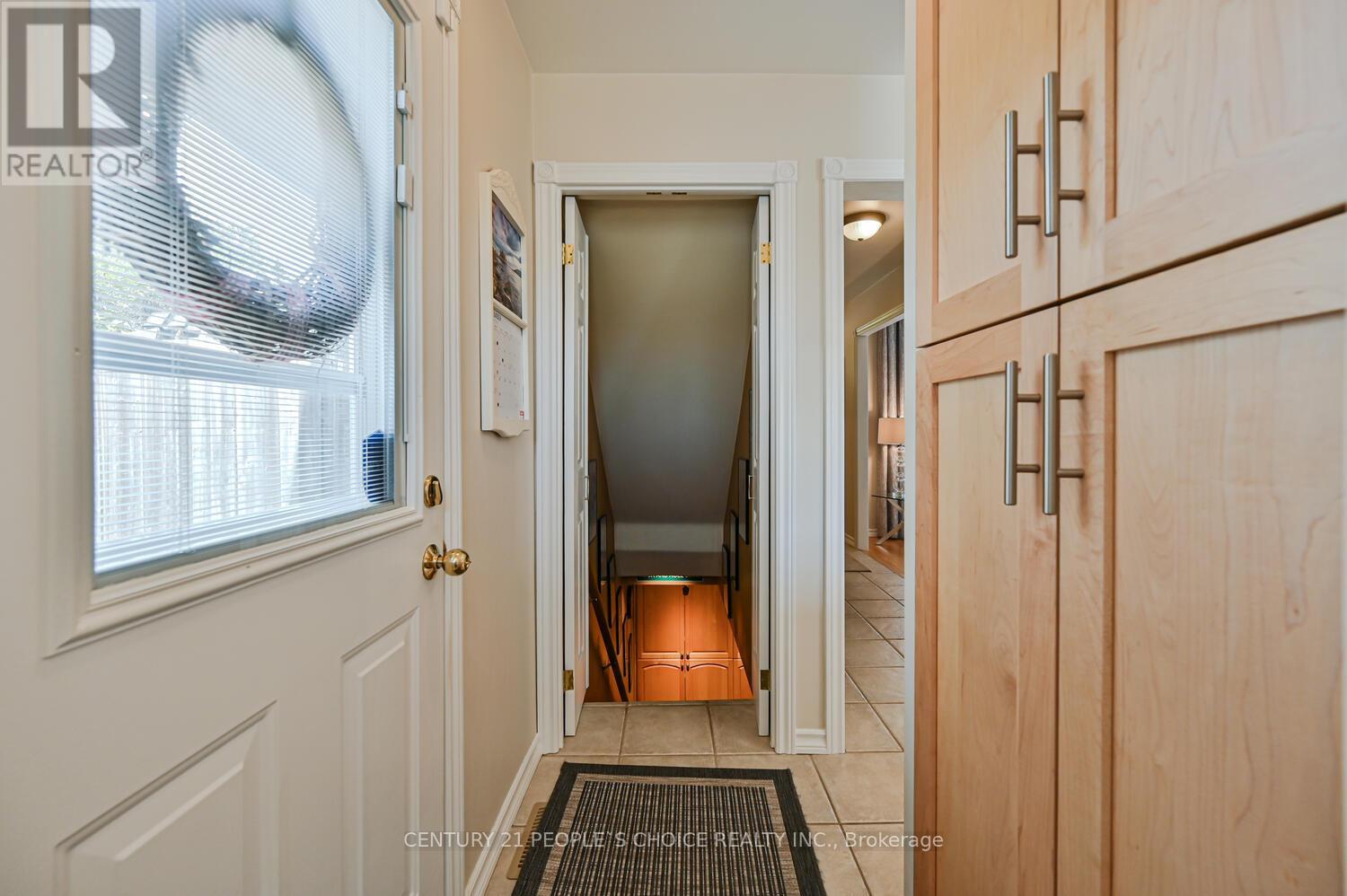 2 Fontaine Court, Brampton (Southgate), Ontario  L6T 3J2 - Photo 36 - W12524770