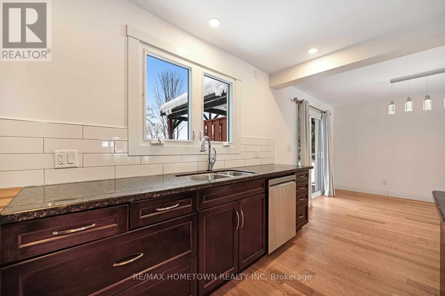 6 Maplewood Circle, Brockville, Ontario  K6V 1N4 - Photo 15 - X12682362