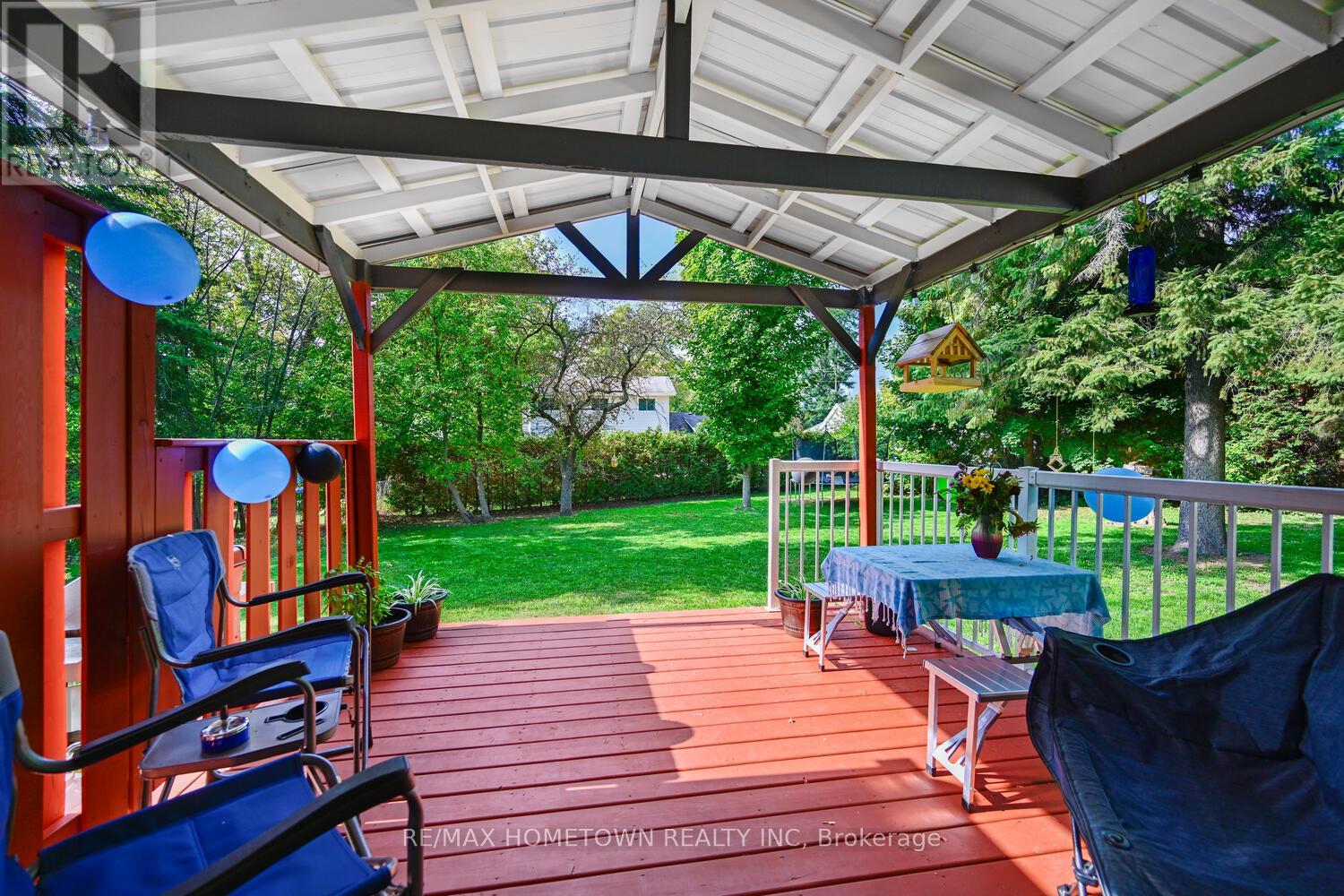 6 Maplewood Circle, Brockville, Ontario  K6V 1N4 - Photo 33 - X12682362