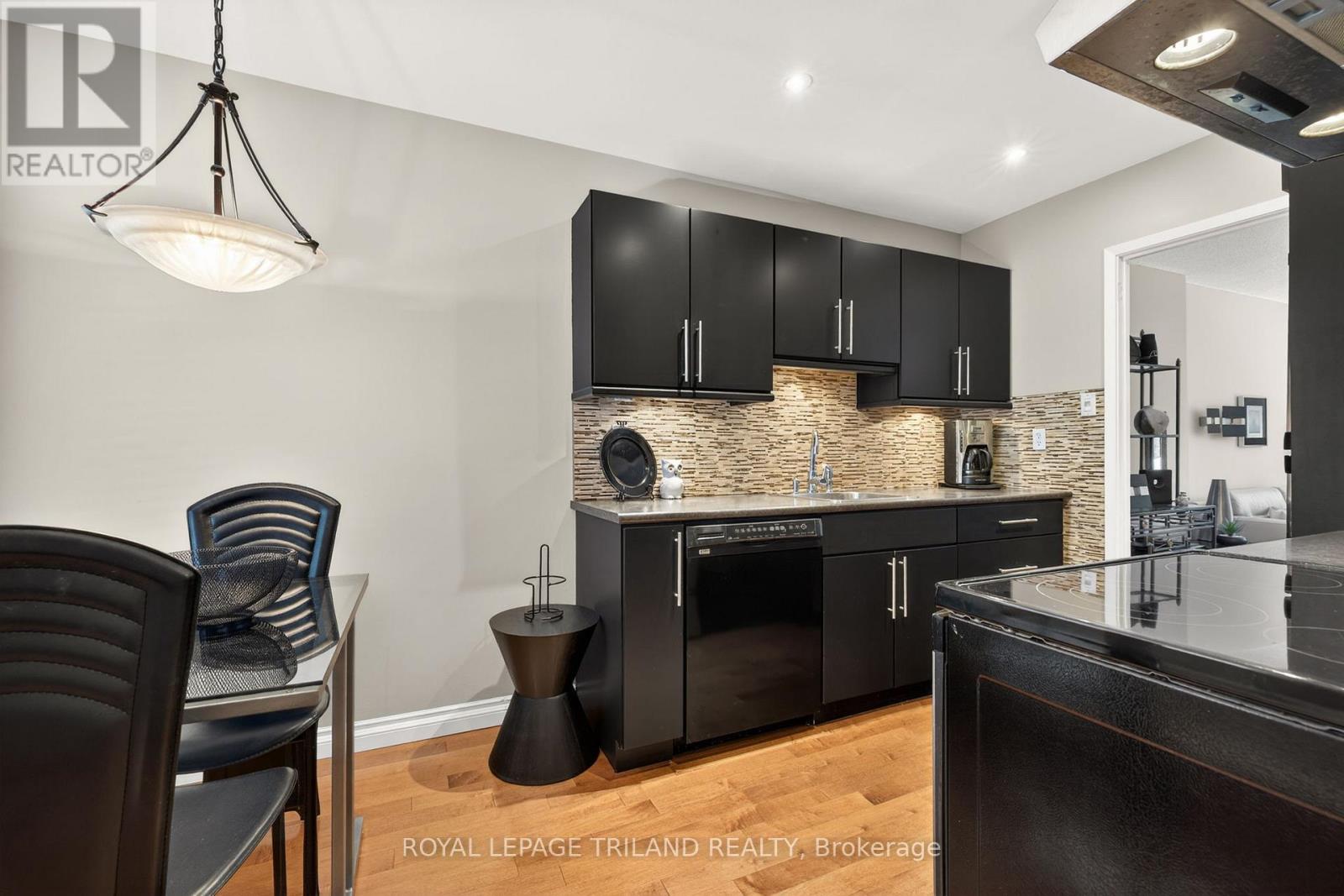 39 - 676 Wonderland Road S, London South, Ontario  N6H 4Y8 - Photo 8 - X12681280