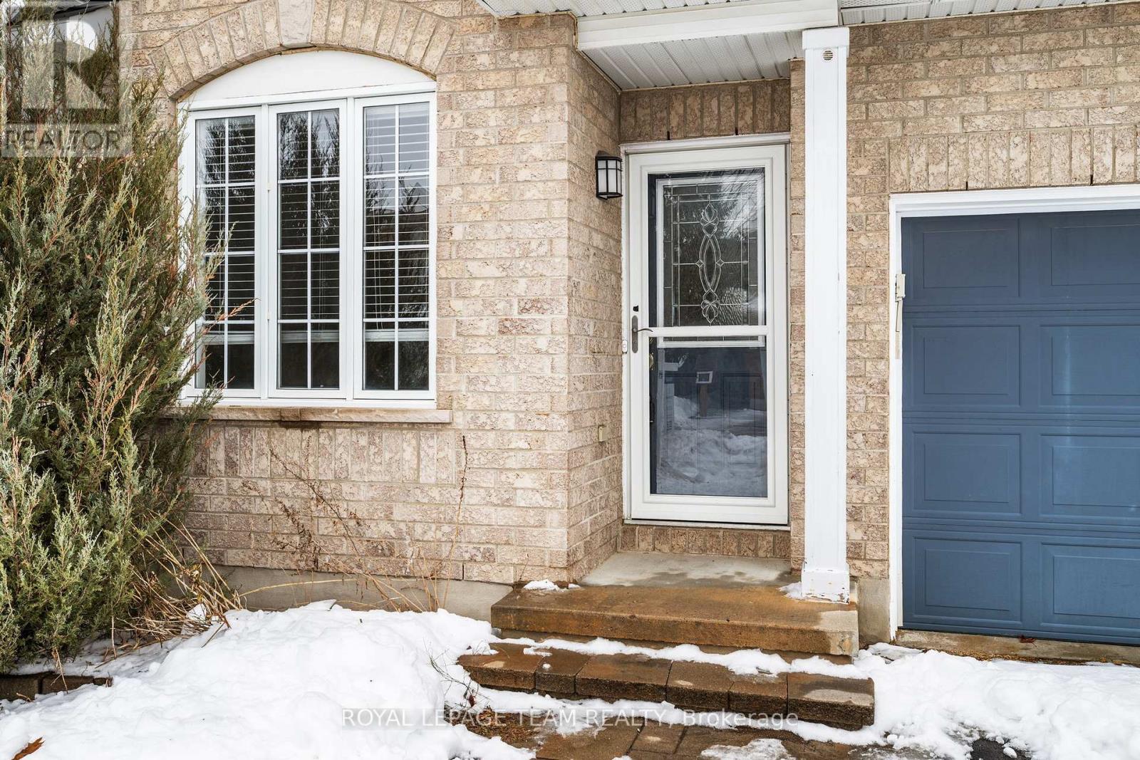 7 San Mateo Drive, Ottawa, Ontario  K2J 5B3 - Photo 4 - X12515838