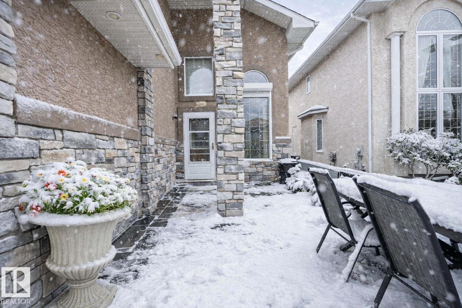 8712 160a Av Nw, Edmonton, Alberta  T5Z 3K4 - Photo 3 - E4461382