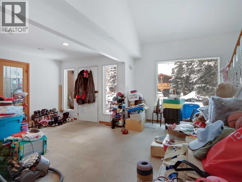 809 13 Street, Canmore, Alberta  T1W 1W5 - Photo 13 - A2273918