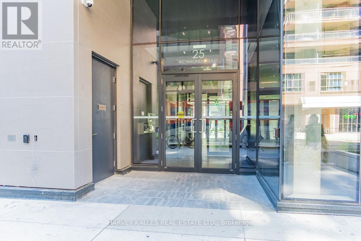 1406 - 25 Richmond Street E, Toronto, Ontario  M5C 1M1 - Photo 21 - C12682370