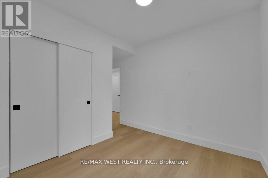 661 Winona Drive, Toronto, Ontario  M6C 3V6 - Photo 30 - C12682390