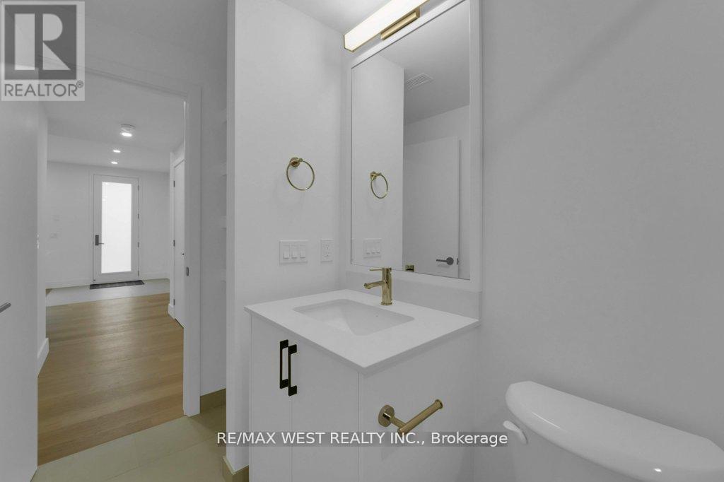 661 Winona Drive, Toronto, Ontario  M6C 3V6 - Photo 36 - C12682390