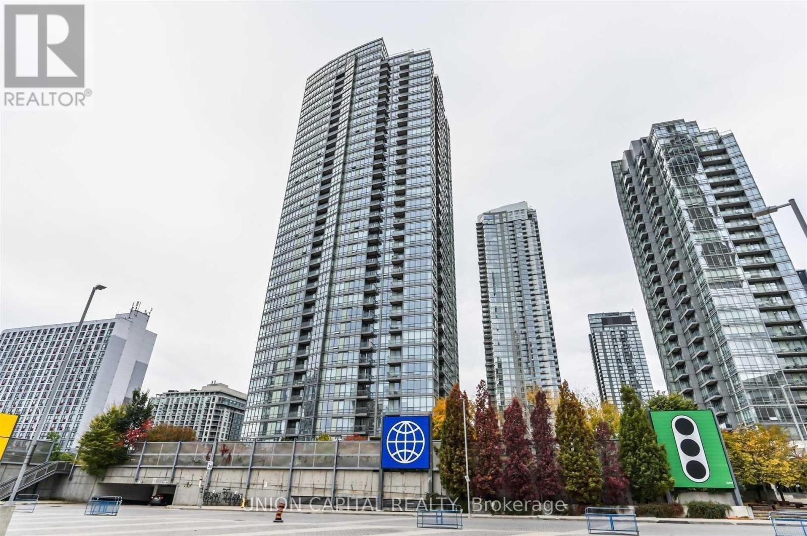 1602 - 5 Mariner Terrace, Toronto, Ontario  M5V 3V6 - Photo 1 - C12682504