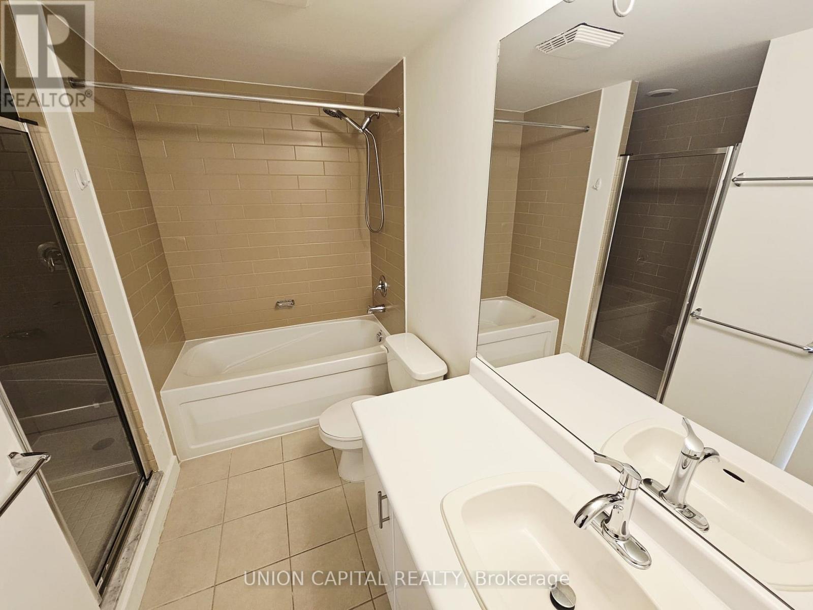 1602 - 5 Mariner Terrace, Toronto, Ontario  M5V 3V6 - Photo 17 - C12682504