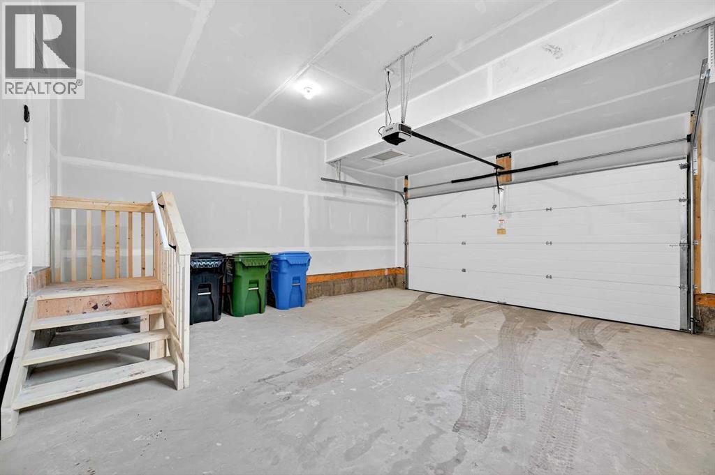 29 Rowmont Common Nw, Calgary, Alberta  T3L 0L4 - Photo 41 - A2277545