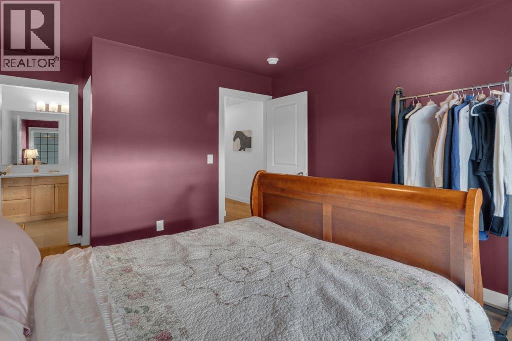 89 Greenbriar Place Nw, Calgary, Alberta  T3B 6J1 - Photo 16 - A2278108