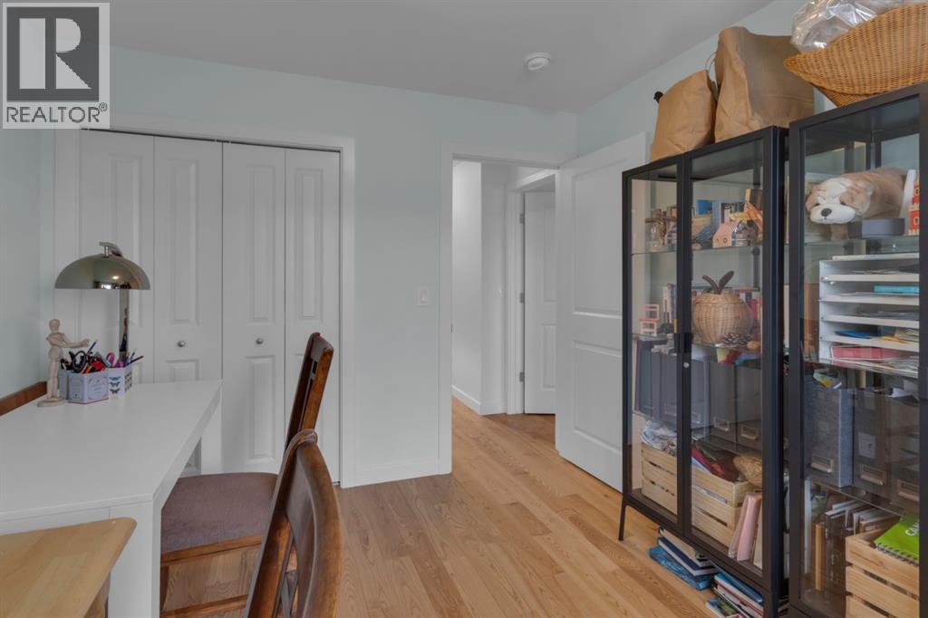 89 Greenbriar Place Nw, Calgary, Alberta  T3B 6J1 - Photo 22 - A2278108