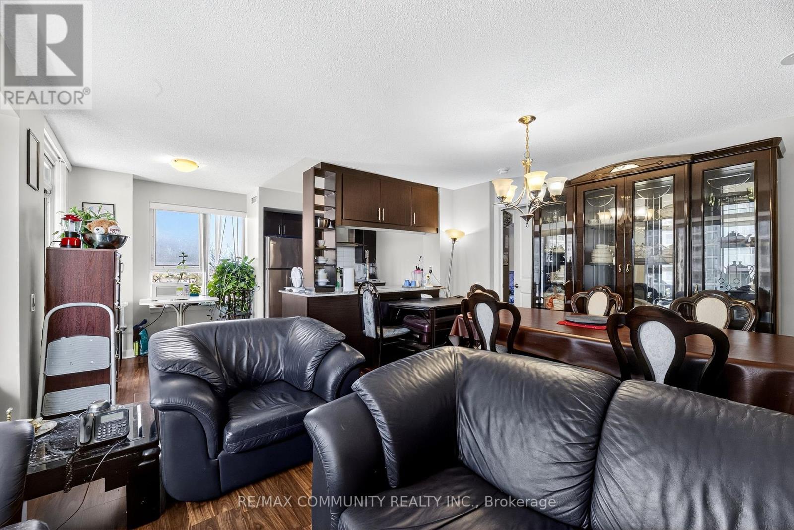 2010 - 25 Town Centre Court, Toronto, Ontario  M1P 0B4 - Photo 10 - E12682424