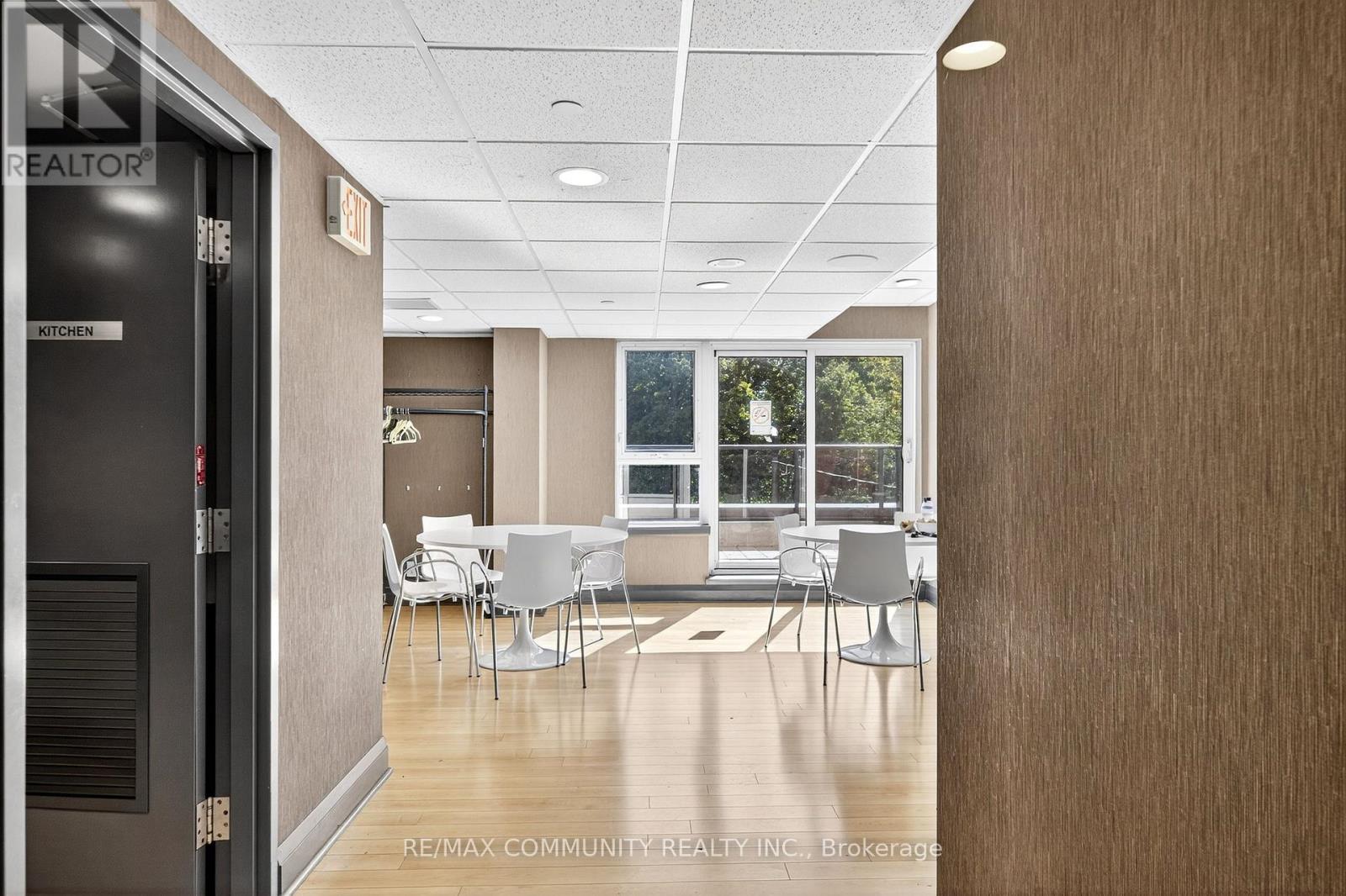 2010 - 25 Town Centre Court, Toronto, Ontario  M1P 0B4 - Photo 29 - E12682424