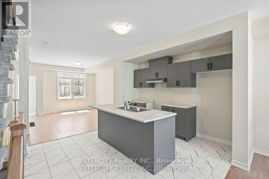 127 Senay Circle, Clarington, Ontario  L1E 0G9 - Photo 11 - E12682432