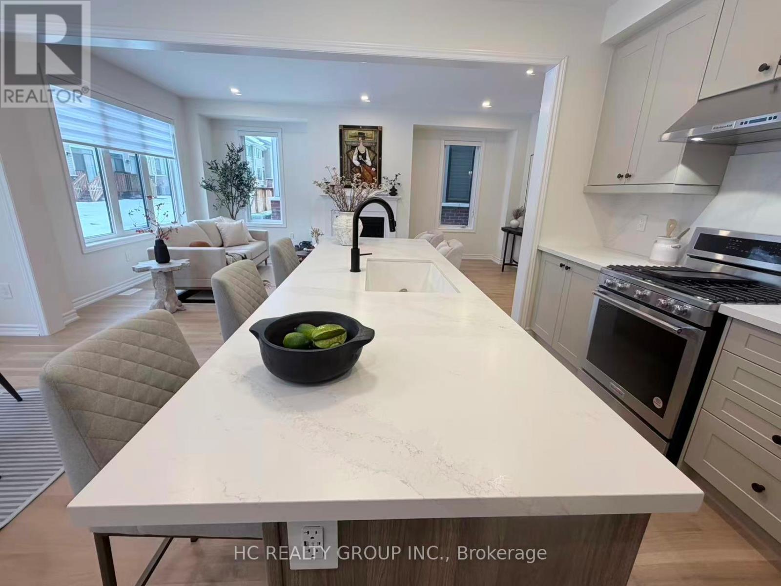 664 Grand Ridge Avenue, Oshawa, Ontario  L1K 0E2 - Photo 10 - E12682492