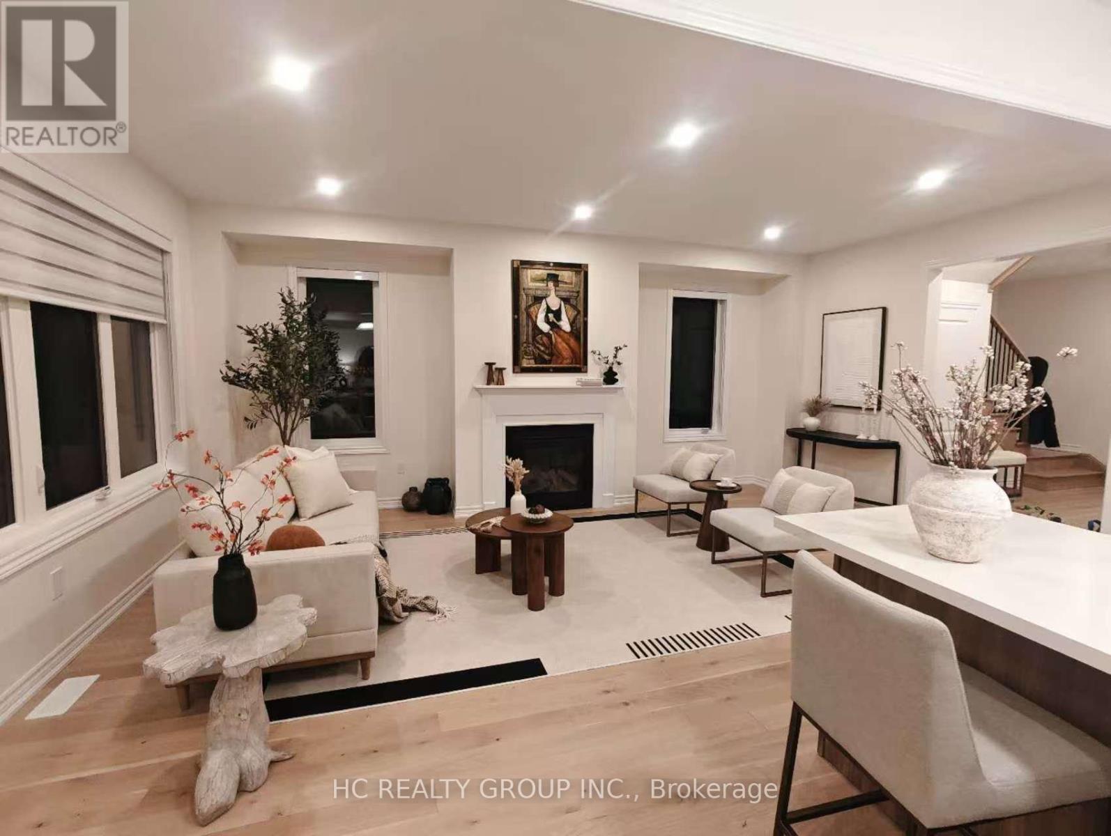 664 Grand Ridge Avenue, Oshawa, Ontario  L1K 0E2 - Photo 4 - E12682492