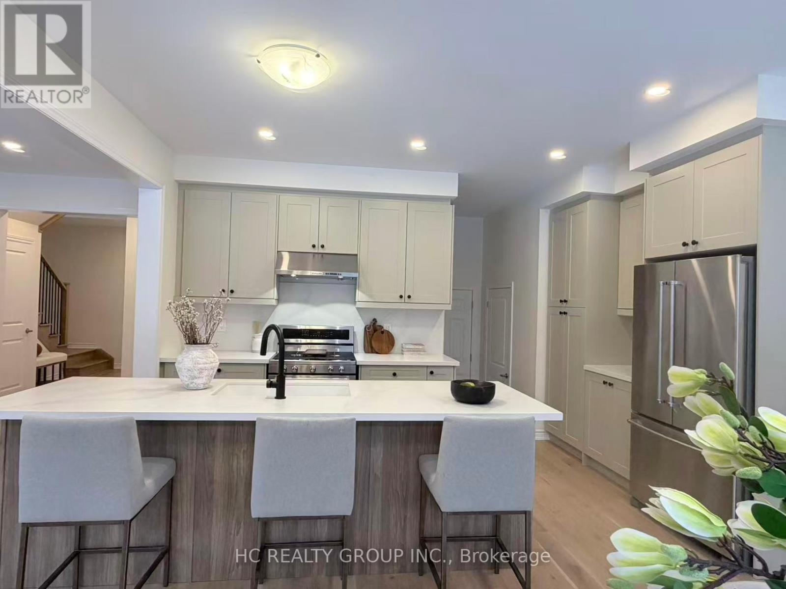 664 Grand Ridge Avenue, Oshawa, Ontario  L1K 0E2 - Photo 8 - E12682492