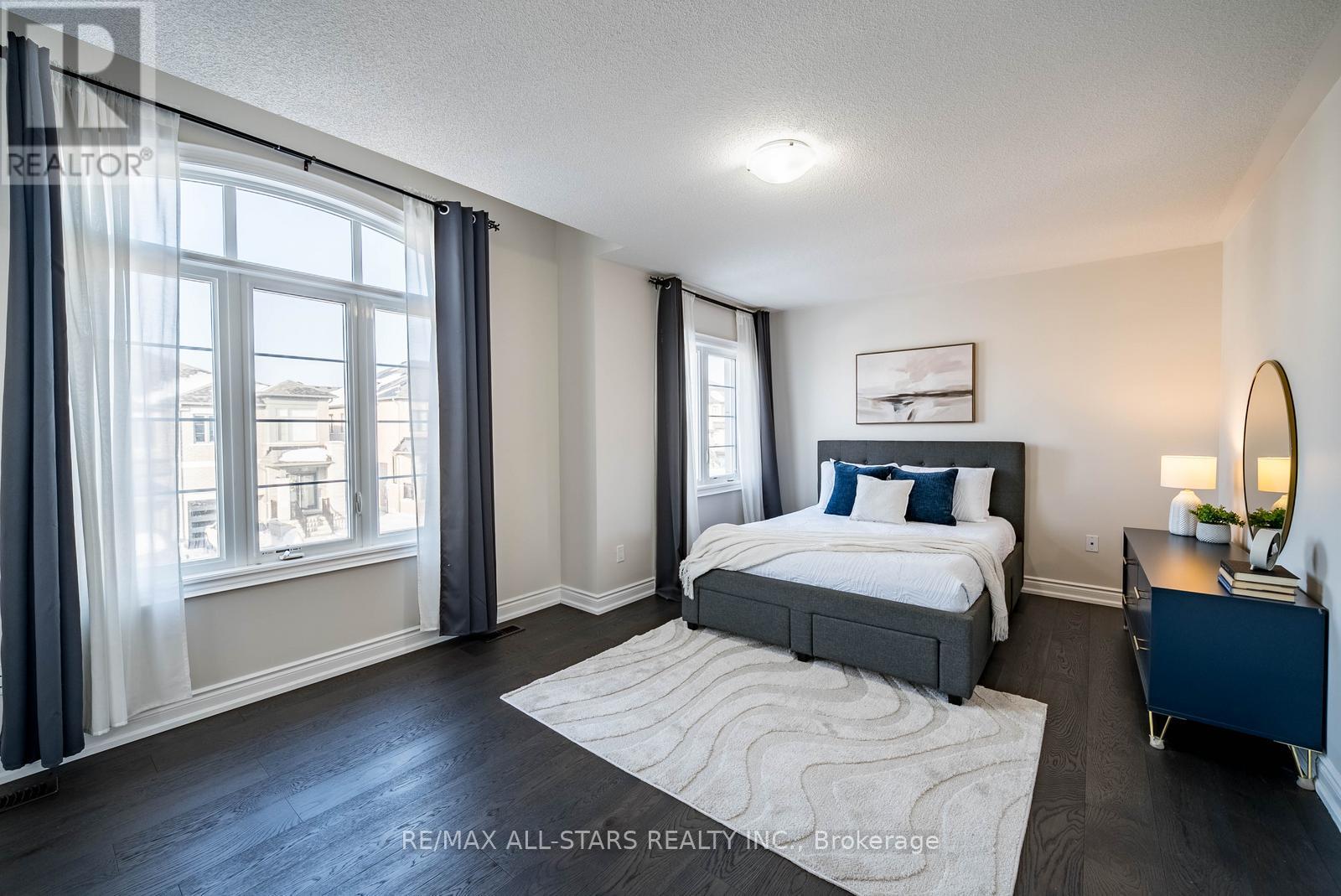 96 Boundary Boulevard, Whitchurch-Stouffville, Ontario  L4A 4W2 - Photo 24 - N12682434