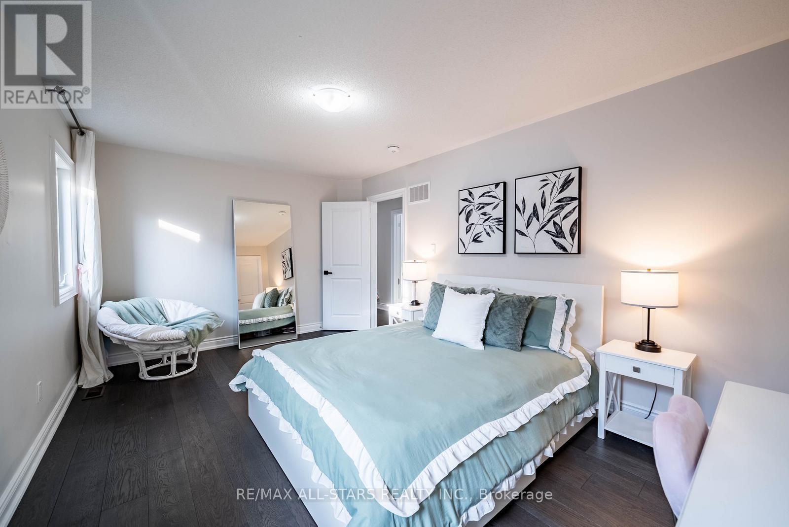 96 Boundary Boulevard, Whitchurch-Stouffville, Ontario  L4A 4W2 - Photo 29 - N12682434