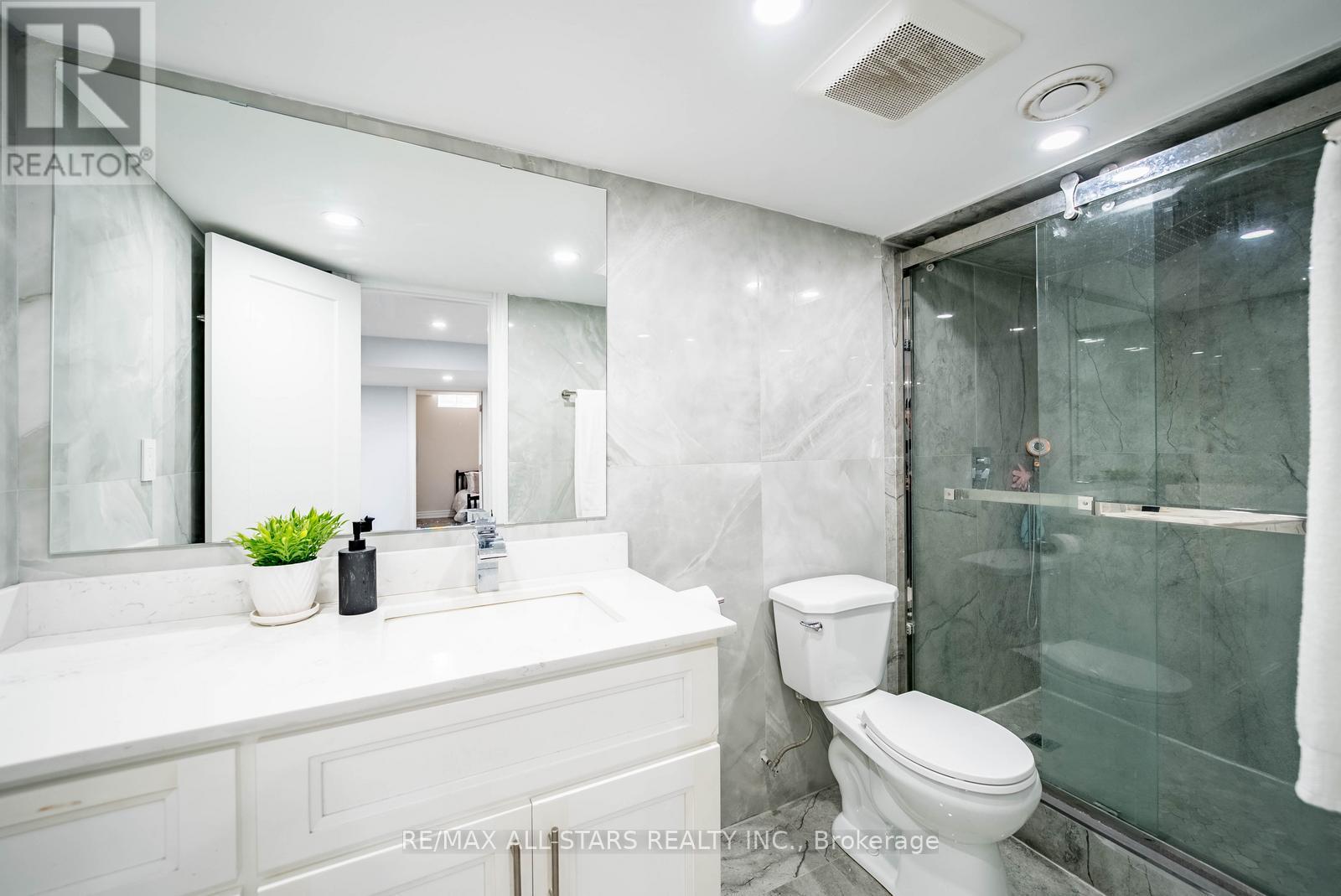 96 Boundary Boulevard, Whitchurch-Stouffville, Ontario  L4A 4W2 - Photo 39 - N12682434