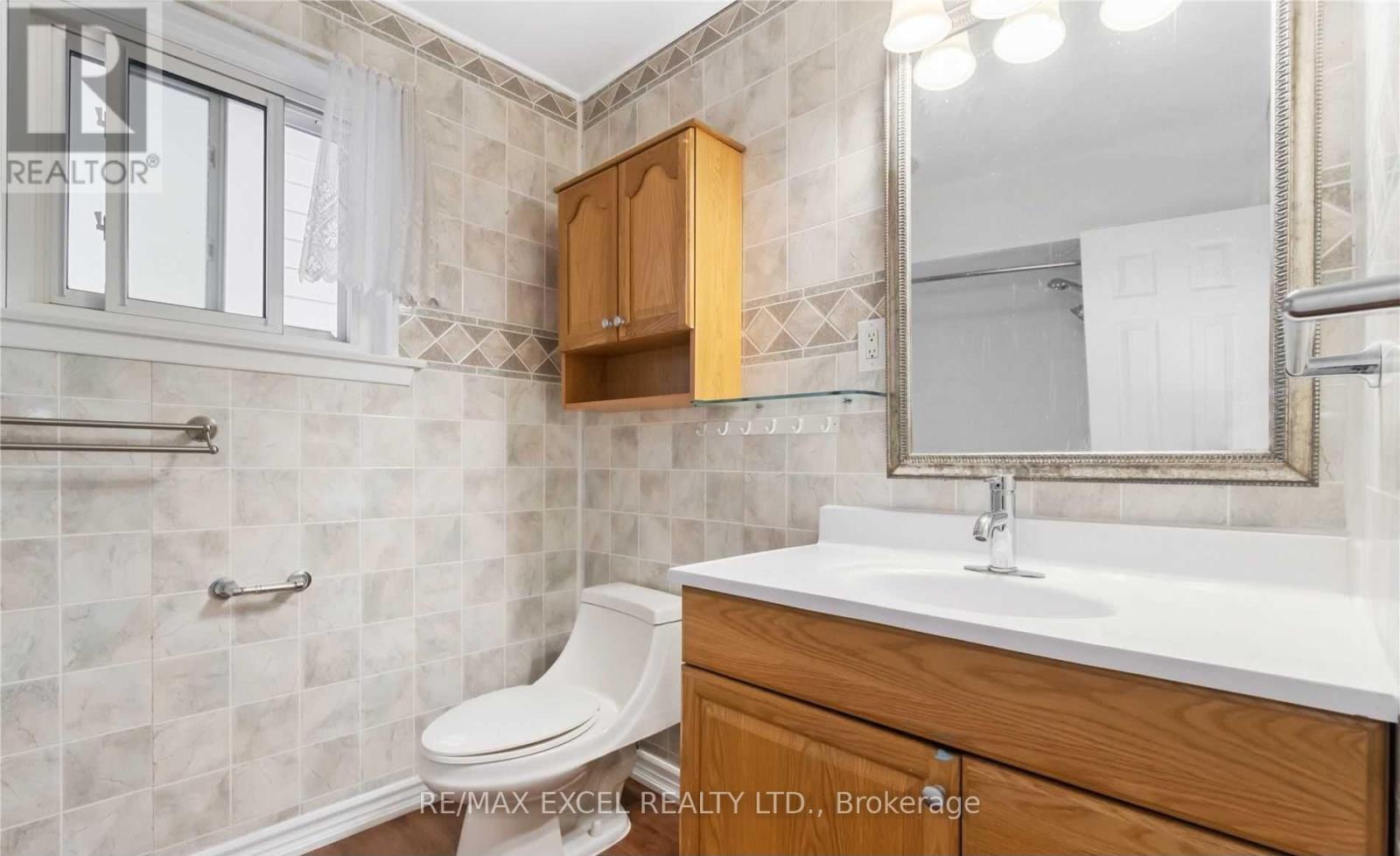 341 Crosby Avenue, Richmond Hill, Ontario  L4C 2R5 - Photo 23 - N12682494