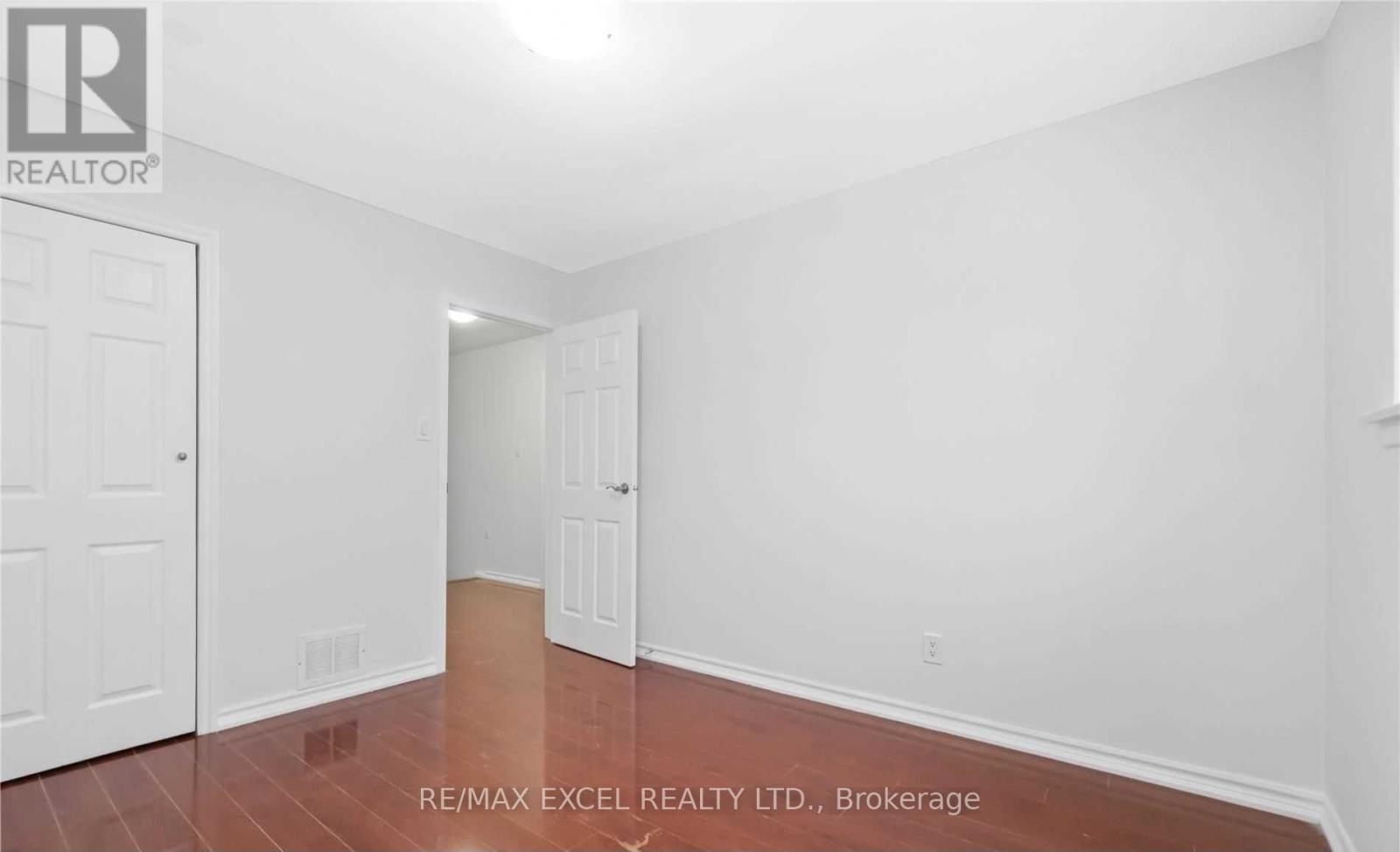 341 Crosby Avenue, Richmond Hill, Ontario  L4C 2R5 - Photo 26 - N12682494