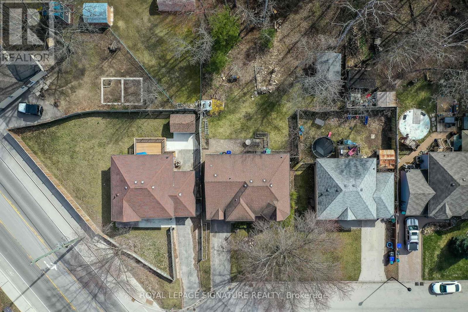 3 Brillinger Drive, Wasaga Beach, Ontario  L9Z 1L4 - Photo 33 - S12682456