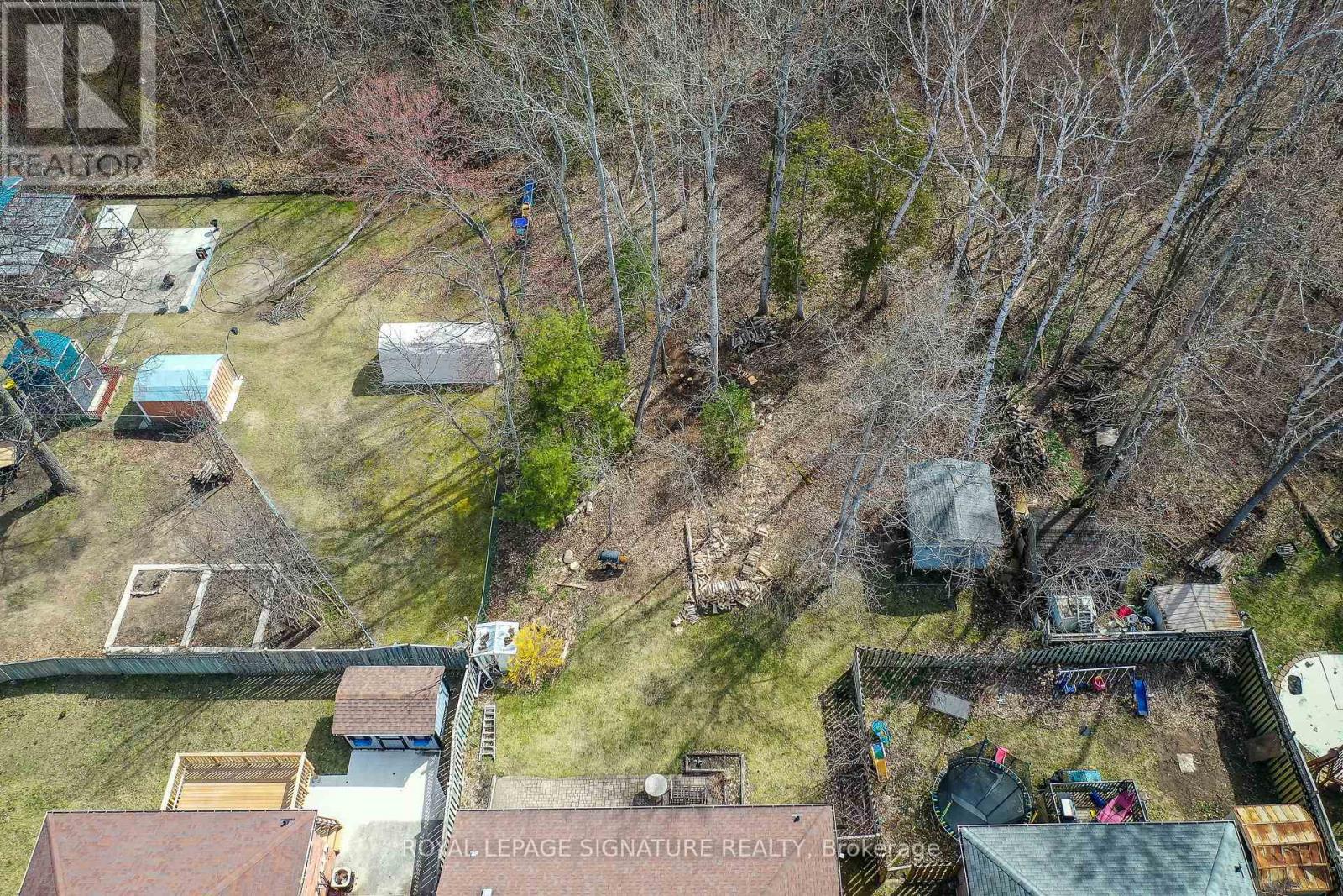 3 Brillinger Drive, Wasaga Beach, Ontario  L9Z 1L4 - Photo 36 - S12682456