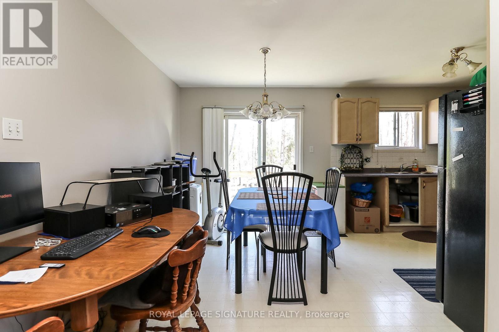 3 Brillinger Drive, Wasaga Beach, Ontario  L9Z 1L4 - Photo 9 - S12682456