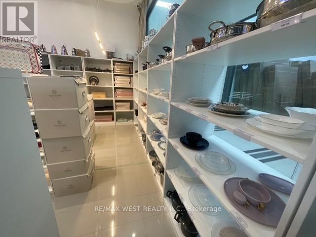 129 - 7250 Keele Street, Vaughan, Ontario  L4K 1Z8 - Photo 4 - N12682084