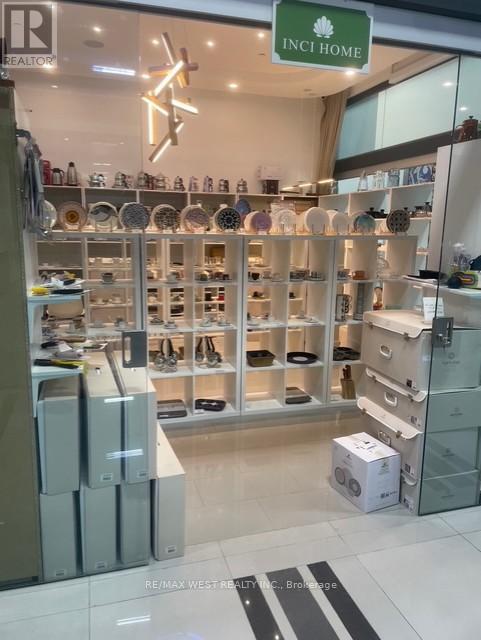 129 - 7250 Keele Street, Vaughan, Ontario  L4K 1Z8 - Photo 9 - N12682084