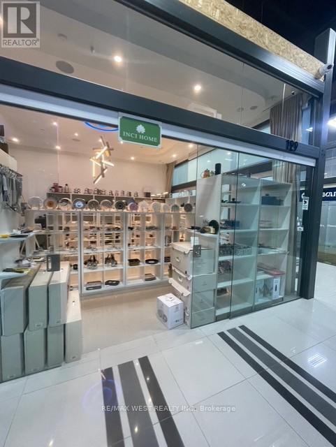 129 - 7250 Keele Street, Vaughan, Ontario  L4K 1Z8 - Photo 10 - N12682084