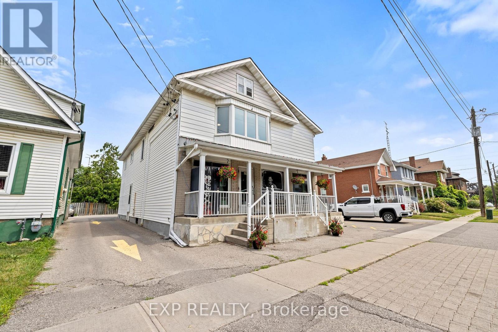 28 Buckingham Avenue, Oshawa, Ontario  L1G 2K3 - Photo 2 - E12291266