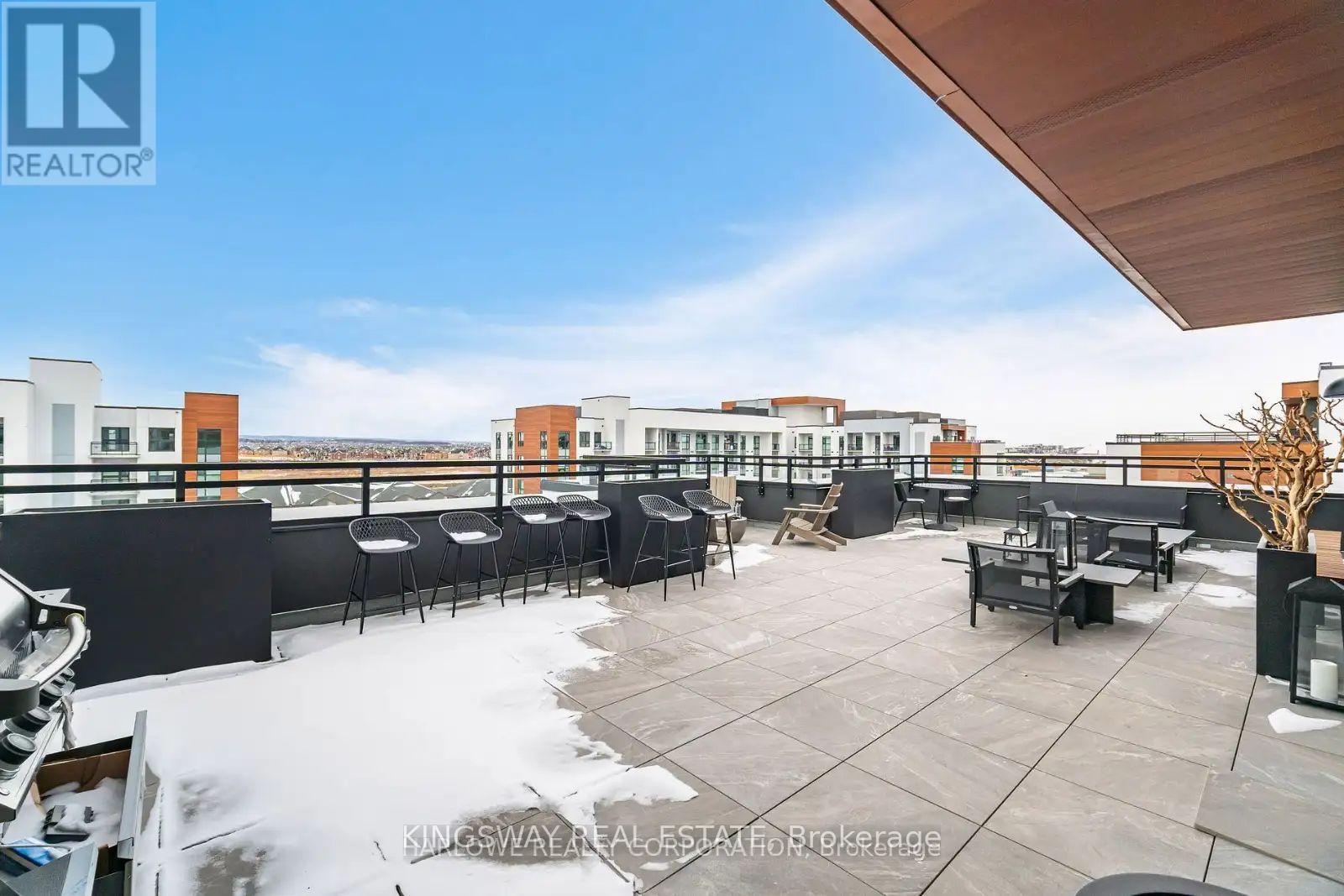 515 - 490 Gordon Krantz Avenue, Milton, Ontario  L9T 2X5 - Photo 5 - W12682356