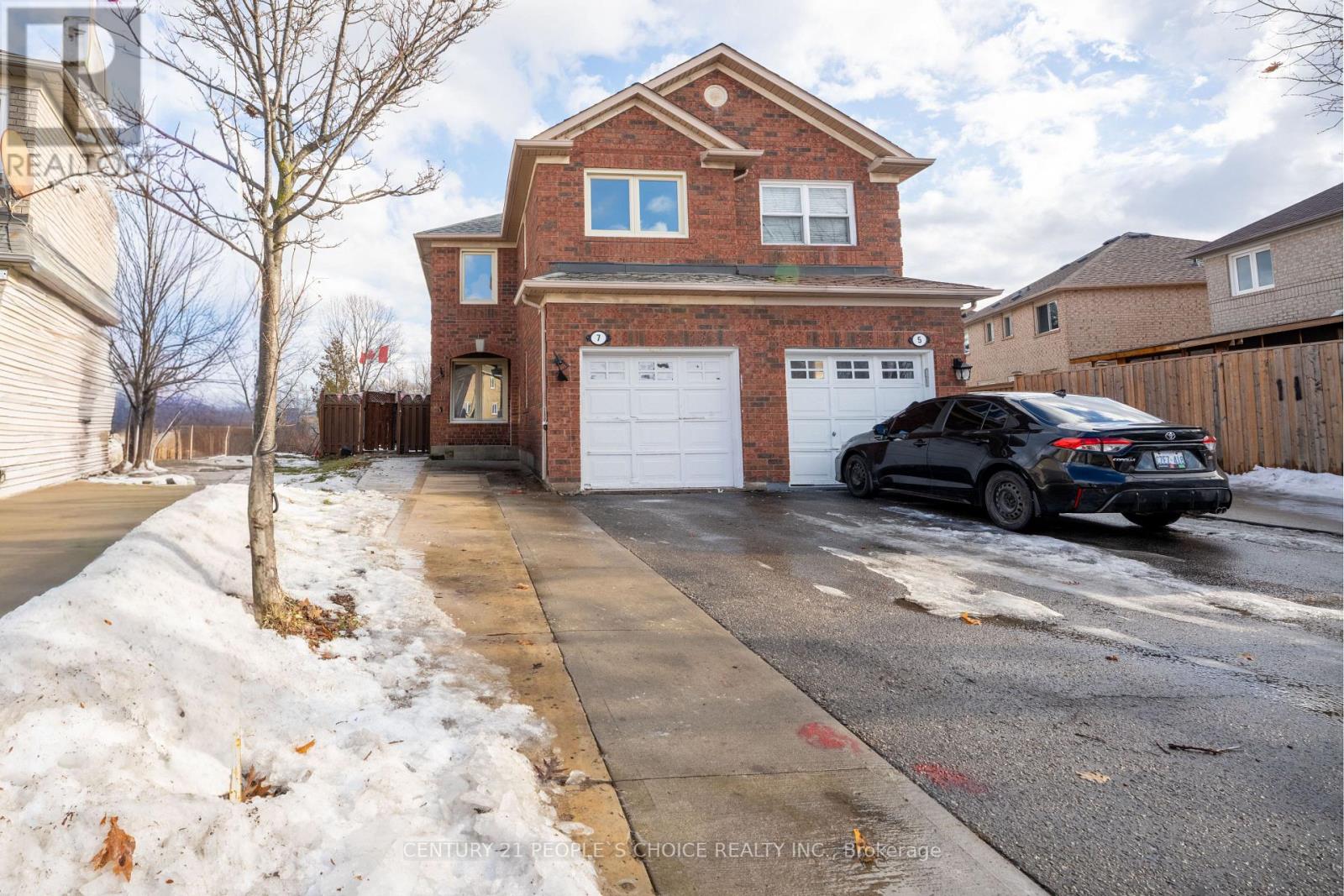 7 MOUNT FUJI CRESCENT, Brampton, Ontario