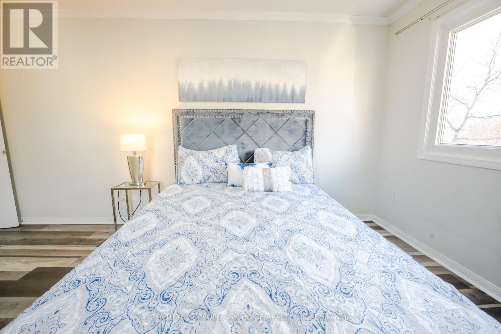 7 Mount Fuji Crescent, Brampton, Ontario  L6R 2L3 - Photo 33 - W12682388