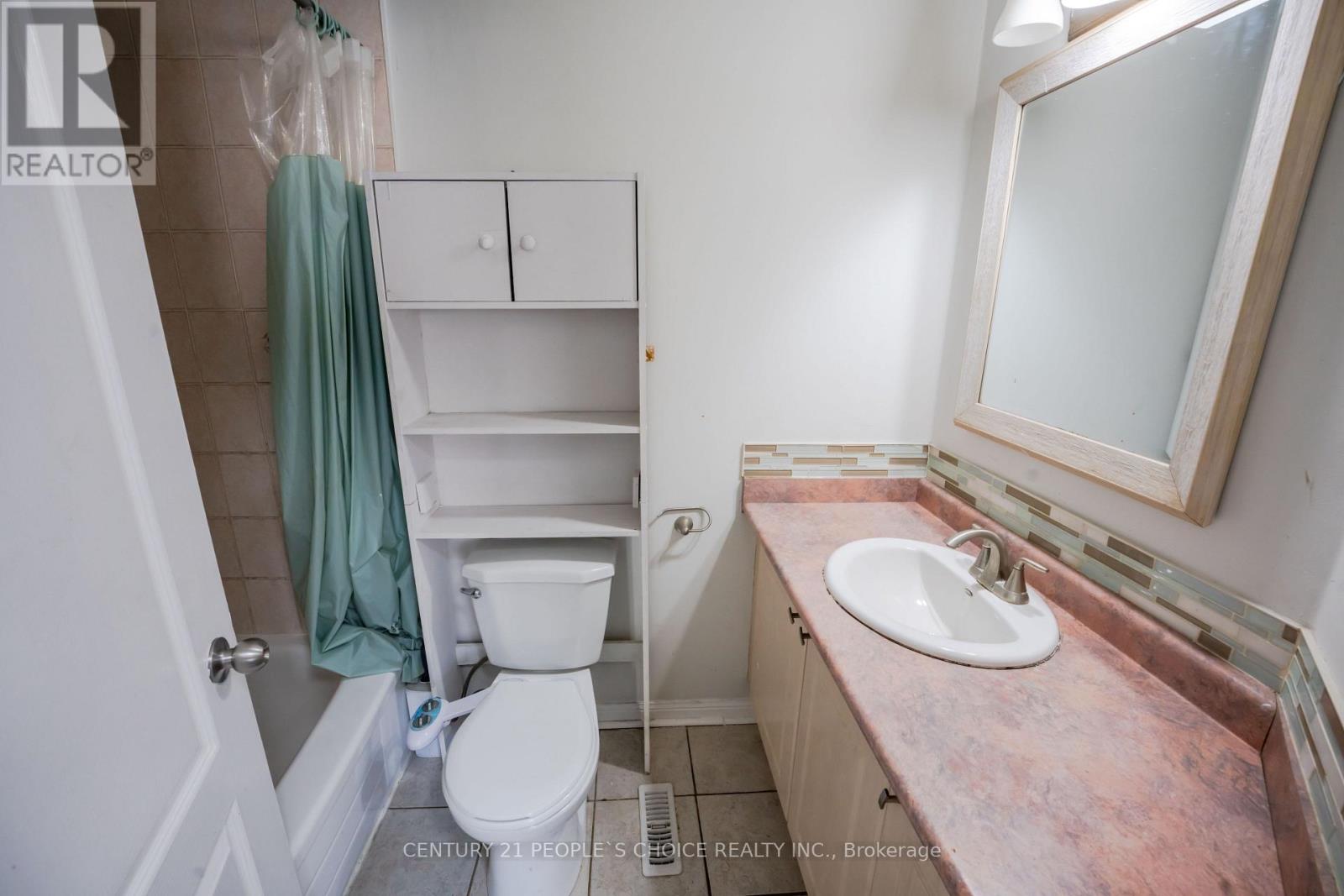 7 Mount Fuji Crescent, Brampton, Ontario  L6R 2L3 - Photo 34 - W12682388