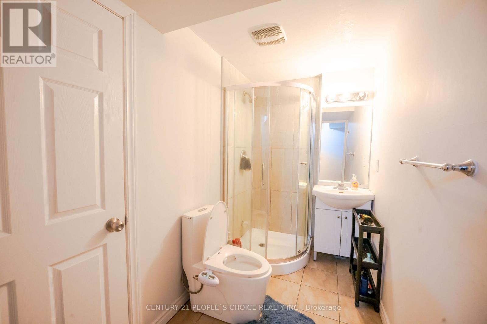 7 Mount Fuji Crescent, Brampton, Ontario  L6R 2L3 - Photo 40 - W12682388