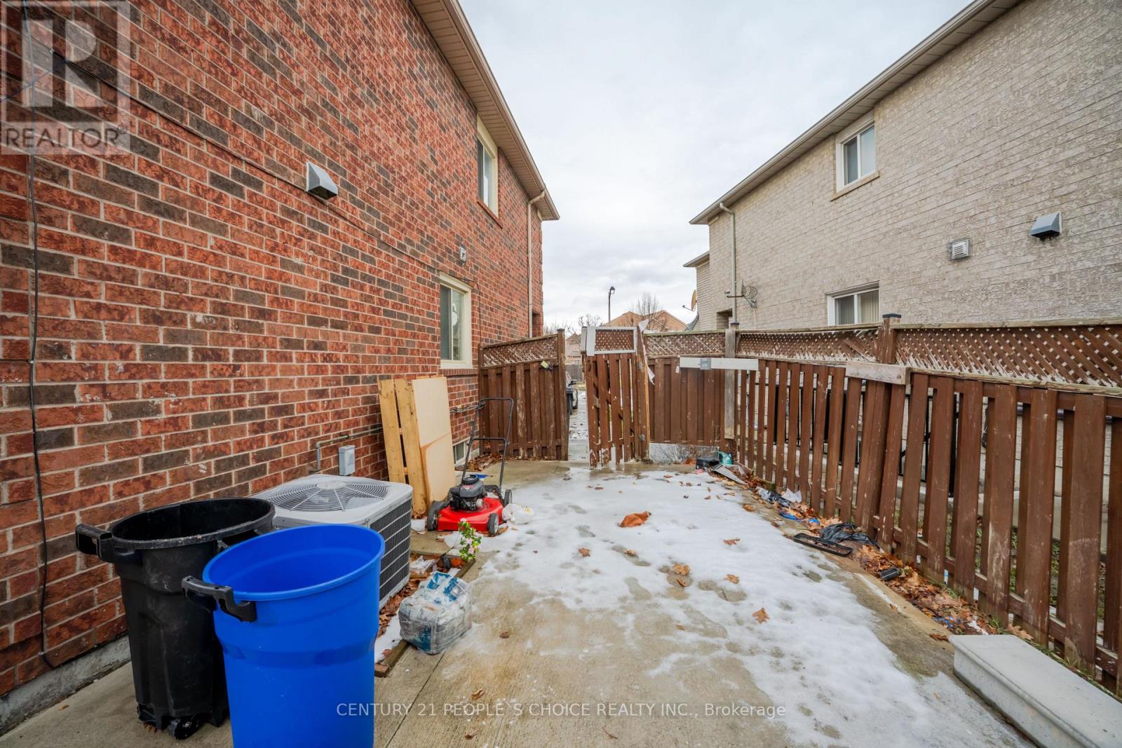7 Mount Fuji Crescent, Brampton, Ontario  L6R 2L3 - Photo 46 - W12682388