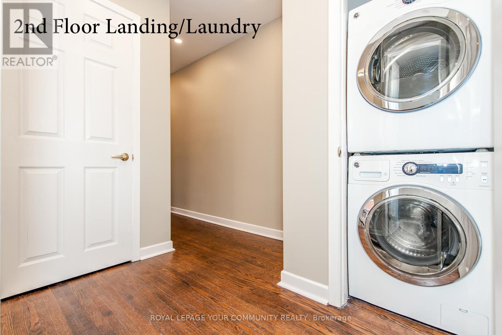 Upper - 59a Roseland Drive, Toronto, Ontario  M8W 1Y4 - Photo 20 - W12682452