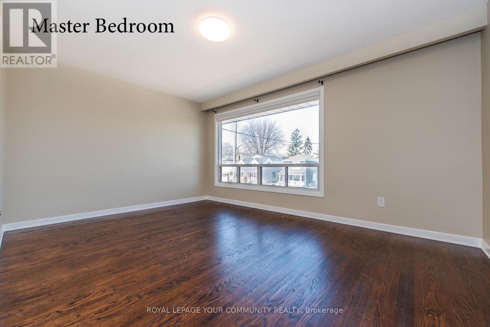 Upper - 59a Roseland Drive, Toronto, Ontario  M8W 1Y4 - Photo 23 - W12682452